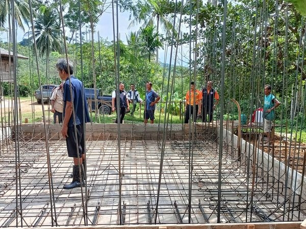 ลงพื้นที่ติดตาม การจัดทำถังกักเก็บน้ำ พื้นที่ หมู่ที่ ๑๓ (บ้านควนหมาถด)