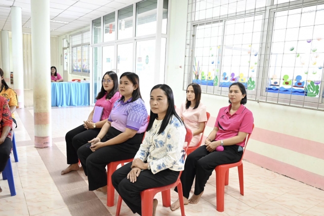 ประชุมผู้ปกครองนักเรียนศูนย์พัฒนาเด็กเล็กองค์การบริหารส่วนตำบลนาท่ามเหนือ